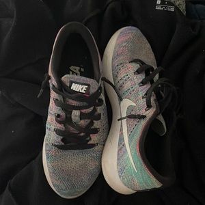 Nike Lunarepic Flyknit- multicolor womens 6.5